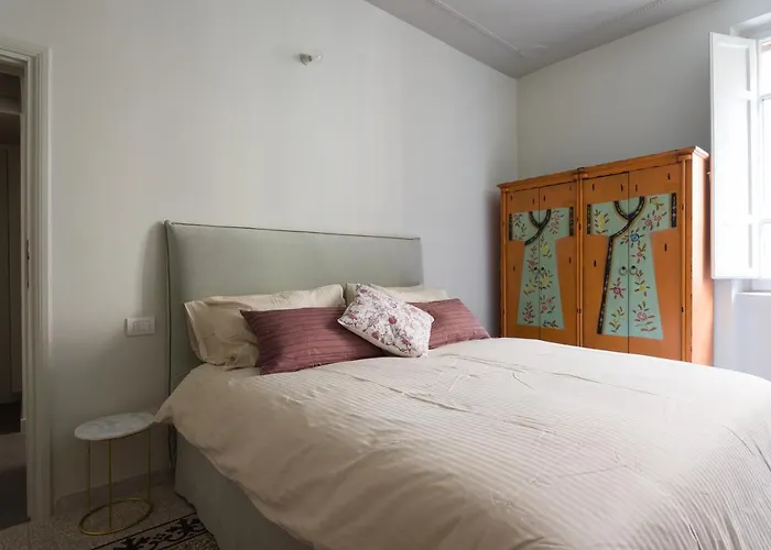 Casa Satrico * Rzym